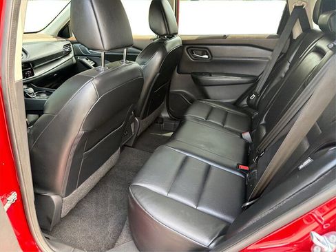 Used 2022 Nissan Rogue SV w/ SV Premium Package AWD/4WD image 11