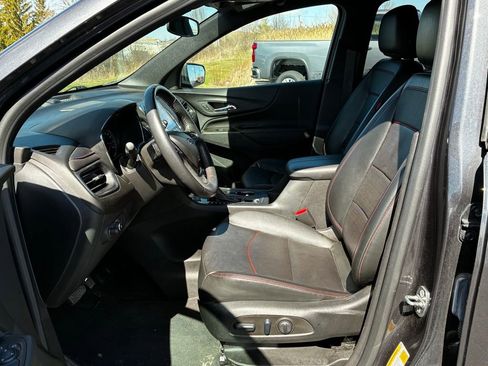 Used 2022 Chevrolet Equinox RS w/ RS Leather Package image 16