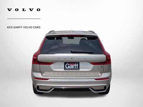 New 2026 Volvo XC60 B5 Plus w/ Protection Package Premier AWD/4WD image 4