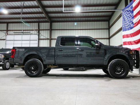 Used 2021 Ford F250 Lariat AWD/4WD image 14