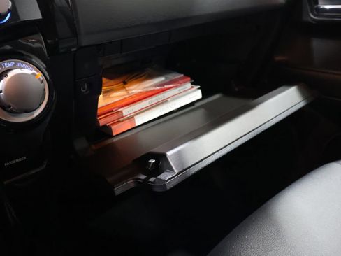 Used 2022 Toyota 4Runner TRD Off-Road Premium image 28