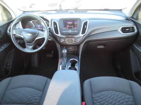 Used 2020 Chevrolet Equinox LT FWD image 11