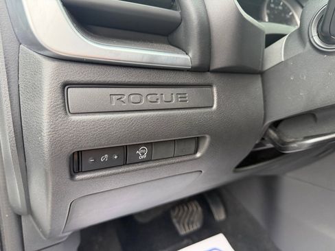 Used 2024 Nissan Rogue S AWD/4WD image 24