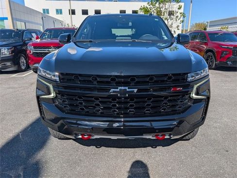 Certified 2023 Chevrolet Tahoe Z71 w/ Luxury Package image 3