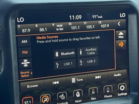 Used 2023 Jeep Wrangler Unlimited Sahara w/ Cold Weather Group AWD/4WD image 23