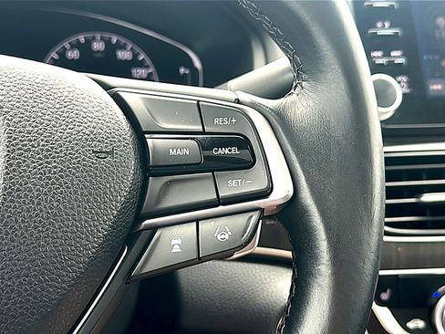 Used 2018 Honda Accord EX-L image 29