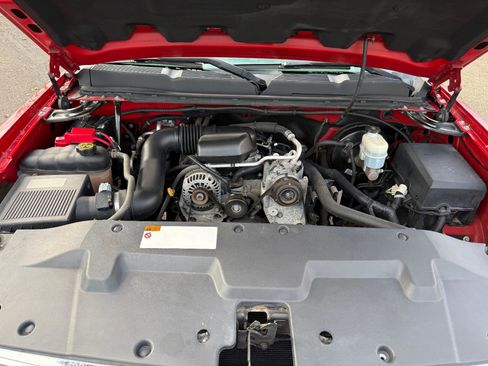 Used 2012 Chevrolet Silverado 1500 W/T image 11