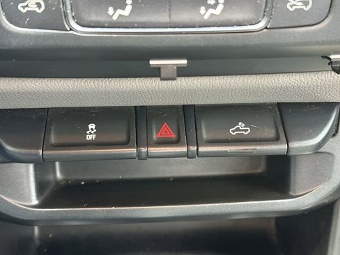 Used 2018 GMC Canyon SL image 20