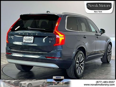 Used 2022 Volvo XC90 T6 Momentum w/ Climate Package image 8