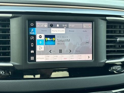Used 2023 Chrysler Voyager LX FWD image 32