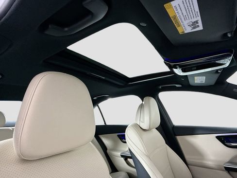 Certified 2022 Mercedes-Benz C 300 4MATIC Sedan image 19
