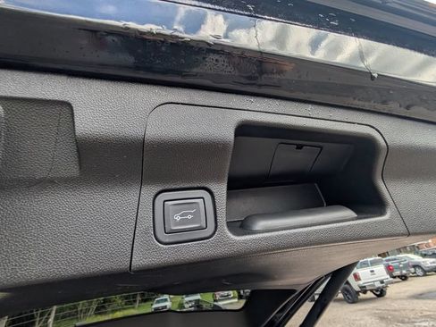 Used 2023 GMC Acadia AT4 w/ Technology Package AWD/4WD image 26