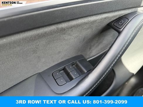 Used 2024 Tesla Model Y Long Range AWD/4WD image 18