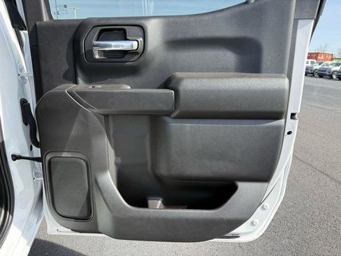 Used 2025 GMC Sierra 1500 Pro w/ Pro Value Package image 31