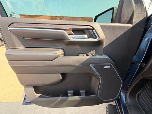 Used 2022 Chevrolet Silverado 1500 RST AWD/4WD image 18