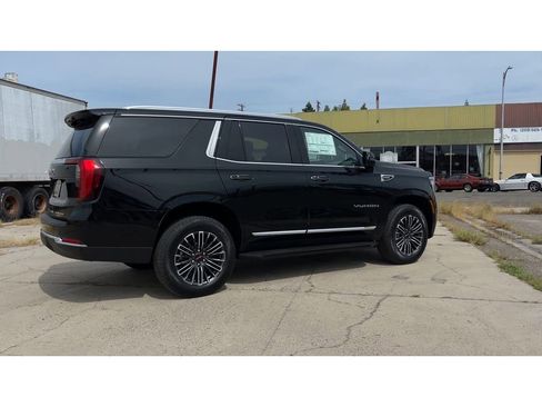 New 2026 GMC Yukon Elevation AWD/4WD image 3