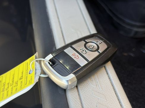 Certified 2020 Ford Fusion SE FWD image 37
