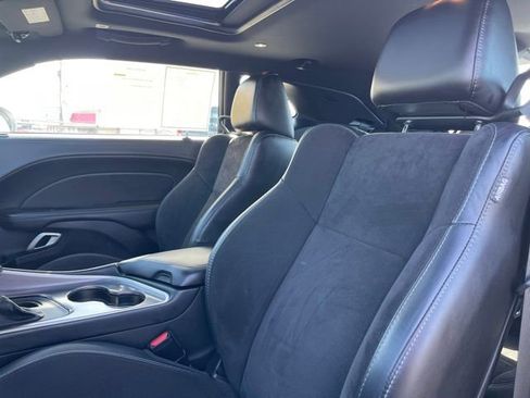 Used 2021 Dodge Challenger GT w/ Plus Package image 18