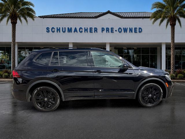 Used 2022 Volkswagen Tiguan SE R-Line AWD/4WD image 8