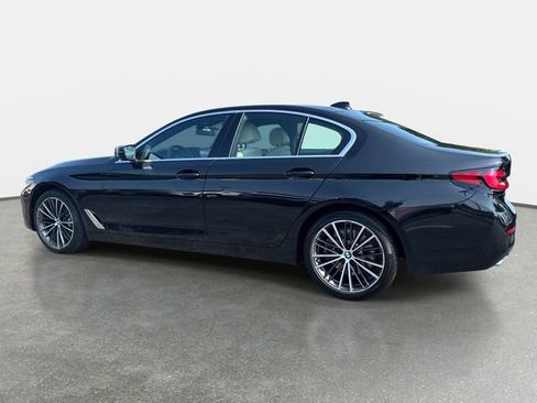 Used 2023 BMW 540i w/ Premium Package RWD image 3