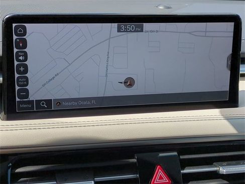 Certified 2025 Genesis G70 2.5T image 20