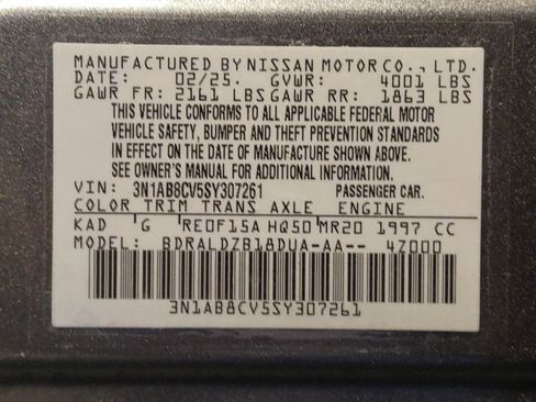 Used 2025 Nissan Sentra SV FWD image 33