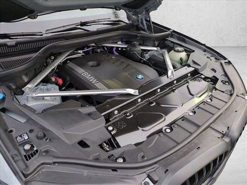 New 2026 BMW X5 sDrive40i w/ M Sport Package image 17