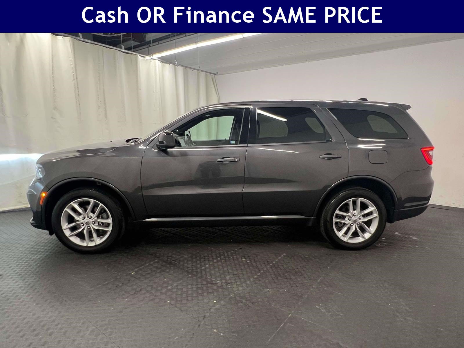 Certified 2025 Dodge Durango GT AWD/4WD image 11