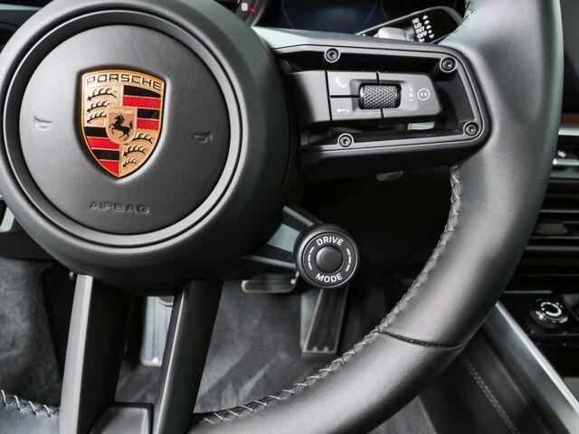 Used 2023 Porsche 911 Targa 4S AWD/4WD image 11