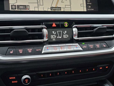 Used 2023 BMW 440i xDrive M440i xDrive w/ Premium Package image 29