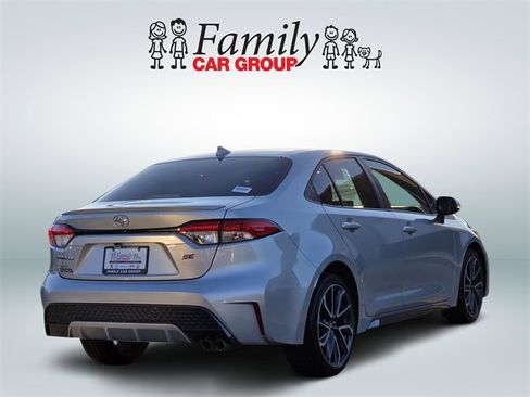 Used 2022 Toyota Corolla SE image 4