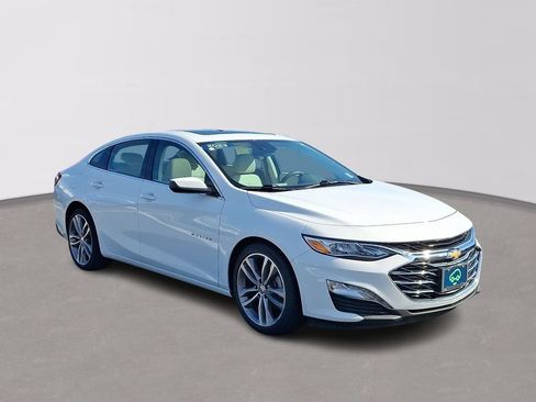 Used 2023 Chevrolet Malibu LT FWD image 3