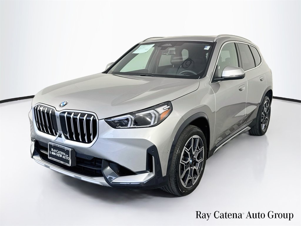 Used 2026 BMW X1 xDrive28i w/ Technology Package AWD/4WD image 3