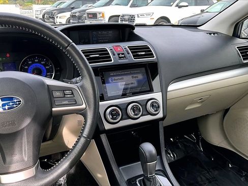 Used 2015 Subaru Crosstrek Touring image 8