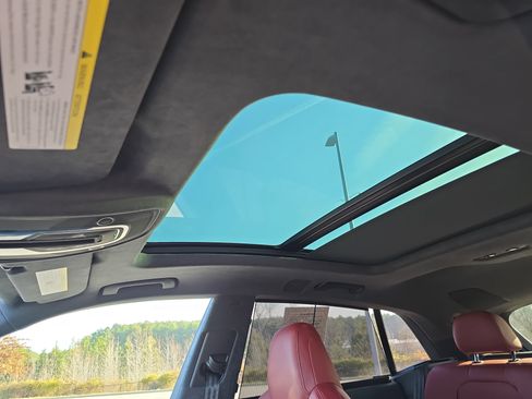 Used 2024 Audi SQ8 Prestige w/ Prestige Package image 27