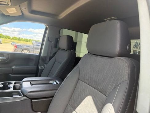 Used 2021 Chevrolet Silverado 2500 Custom w/ Custom Value Package AWD/4WD image 18