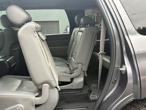 Used 2013 Toyota Sequoia SR5 w/ Premium Pkg AWD/4WD image 35