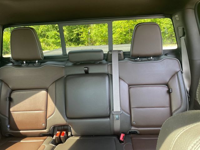 Used 2024 GMC Sierra 1500 Denali AWD/4WD image 36
