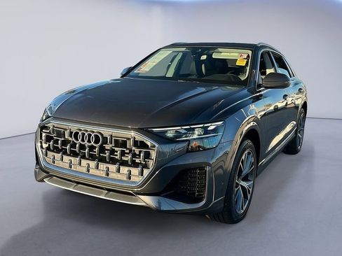 Used 2024 Audi Q8 Premium Plus image 1