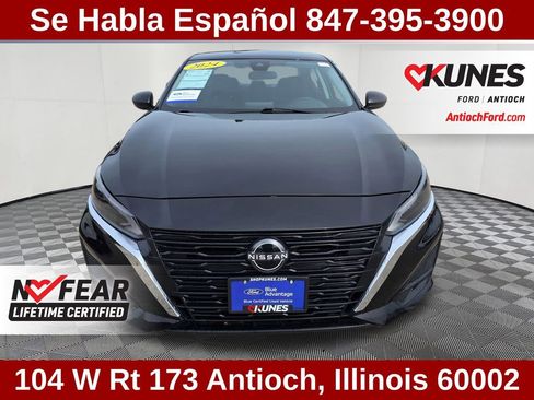 Used 2024 Nissan Altima 2.5 SV AWD/4WD image 2