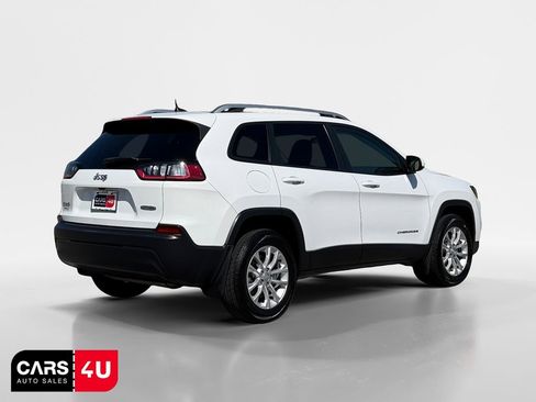 Used 2020 Jeep Cherokee Latitude w/ Cold Weather Group AWD/4WD image 7