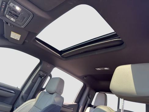 Used 2022 Chevrolet Silverado 1500 ZR2 image 30