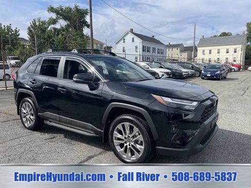 Used 2025 Toyota RAV4 XLE Premium w/ Weather Package AWD/4WD image 2