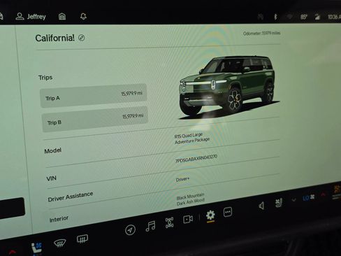 Used 2024 Rivian R1S Adventure AWD/4WD image 21