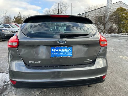 Used 2015 Ford Focus SE image 5