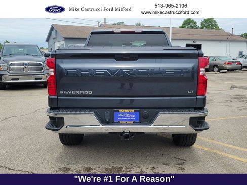 Used 2022 Chevrolet Silverado 1500 LT AWD/4WD image 4