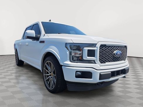 Used 2019 Ford F150 Lariat w/ Equipment Group 502A Luxury AWD/4WD image 3