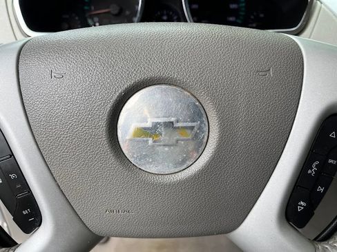 Used 2011 Chevrolet Traverse LT w/ LPO, 'HIT The Road' Package FWD image 14