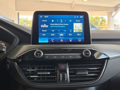 New 2025 Ford Escape Active w/ Cold Weather Package image 19