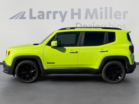 Used 2018 Jeep Renegade Altitude image 2